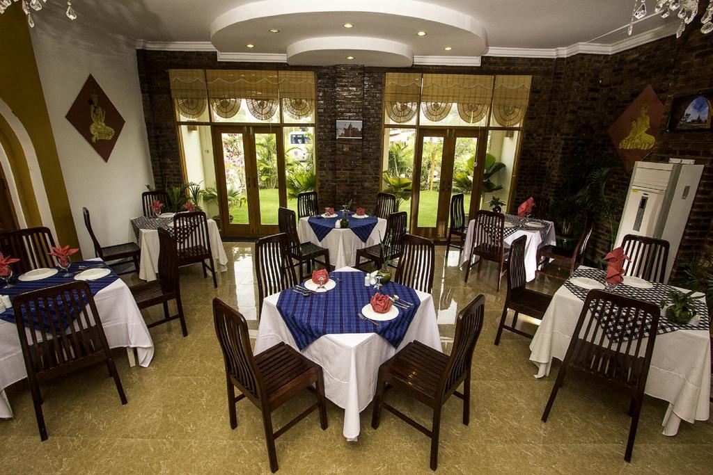 Raza Gyo Hotel Баган Экстерьер фото