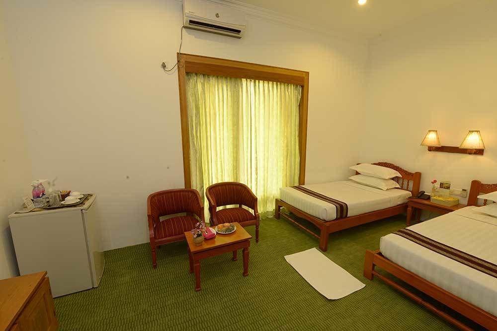 Raza Gyo Hotel Баган Экстерьер фото