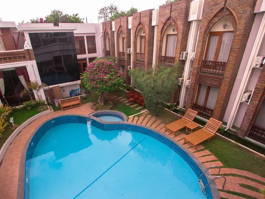 Raza Gyo Hotel Баган Экстерьер фото