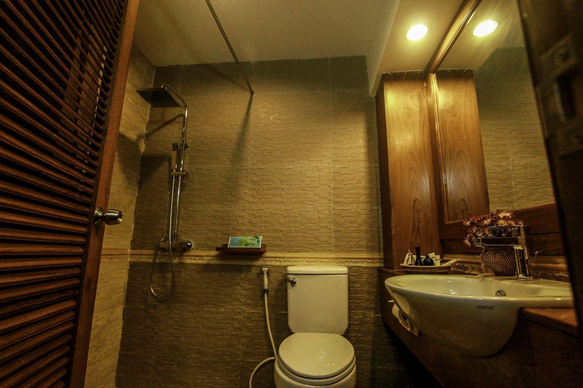 Raza Gyo Hotel Баган Экстерьер фото