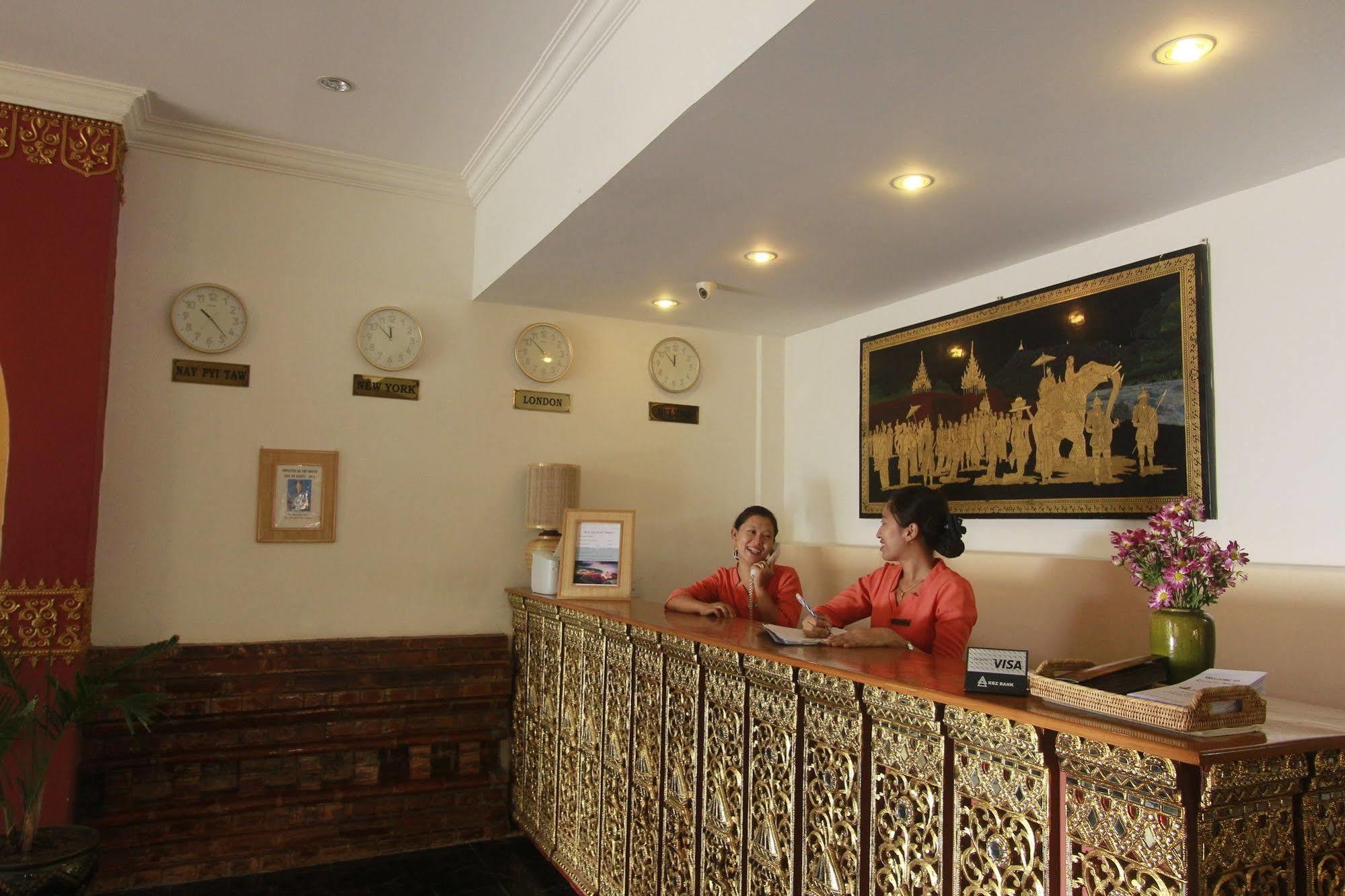 Raza Gyo Hotel Баган Экстерьер фото