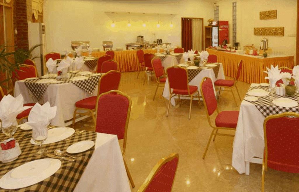 Raza Gyo Hotel Баган Экстерьер фото